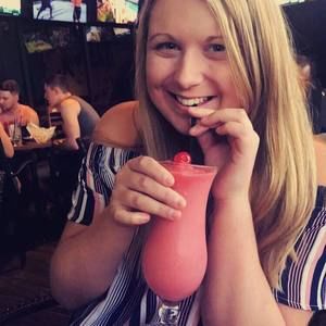 Meet your Posher, Kayla